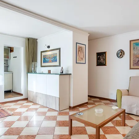 Apartament Via Etnea Cozy With Balcony
